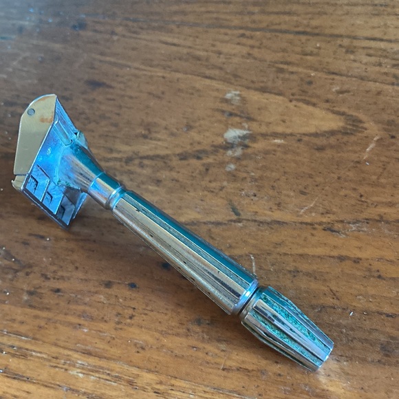Vintage GEM Micromatic USA Art Deco chrome finish single blade hand held razor - Picture 6 of 9